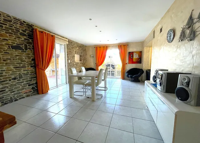 Villa F5 A Banyuls-Sur-Mer: Terrasse, Garage, Clim, Proche Mer - Fr-1-309-149